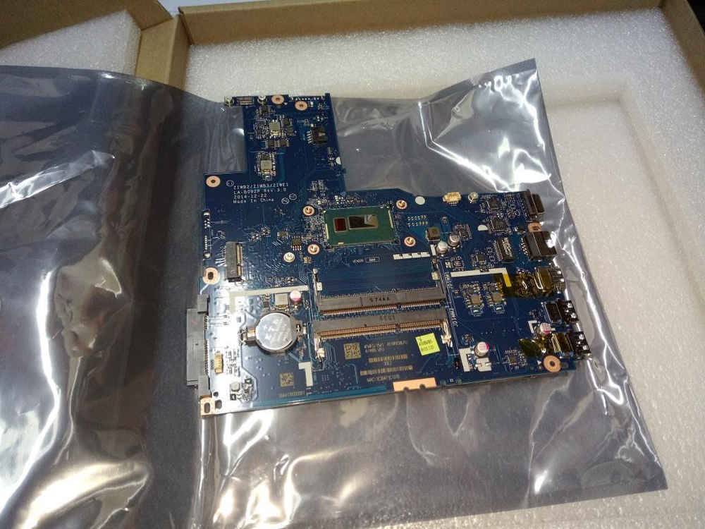 Материнская плата для ноутбука Lenovo B50-80 LA-B091P W8P UMA Intel core I3-4005 G FP DC (5B20H75113), оригинал