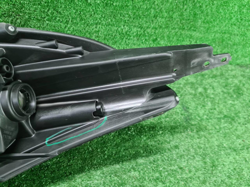 Битая Фара правая Suzuki Swift 4 (2011-2013) галоген