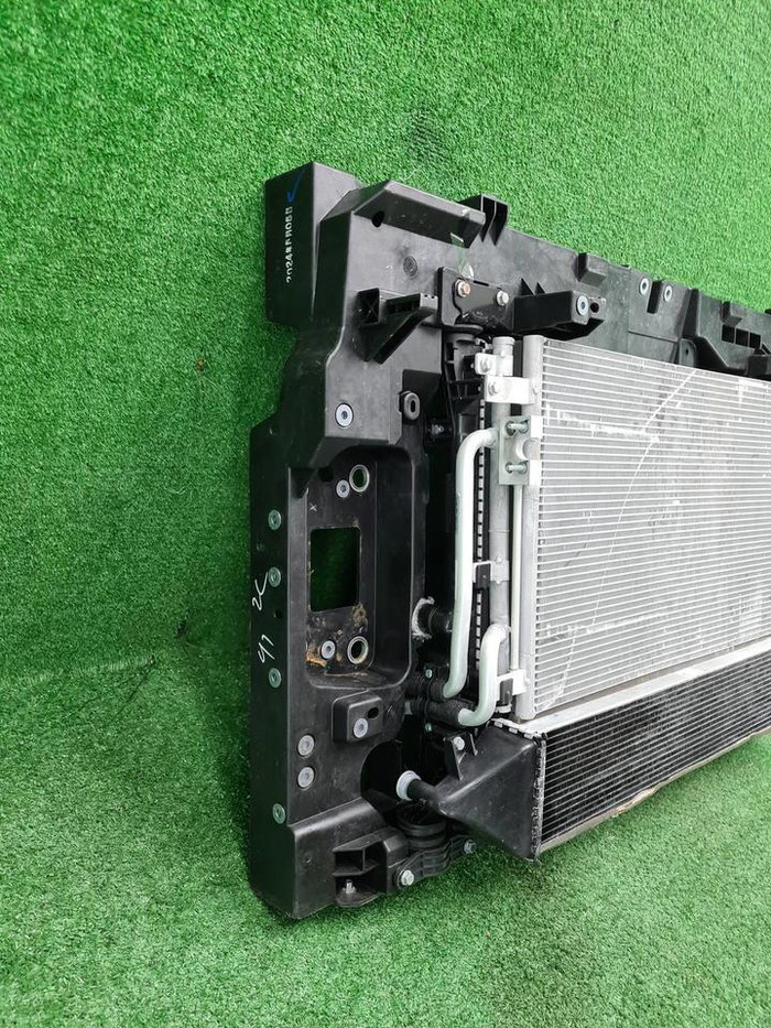 Телевизор в сборе Voyah Free (2021-н.в.)