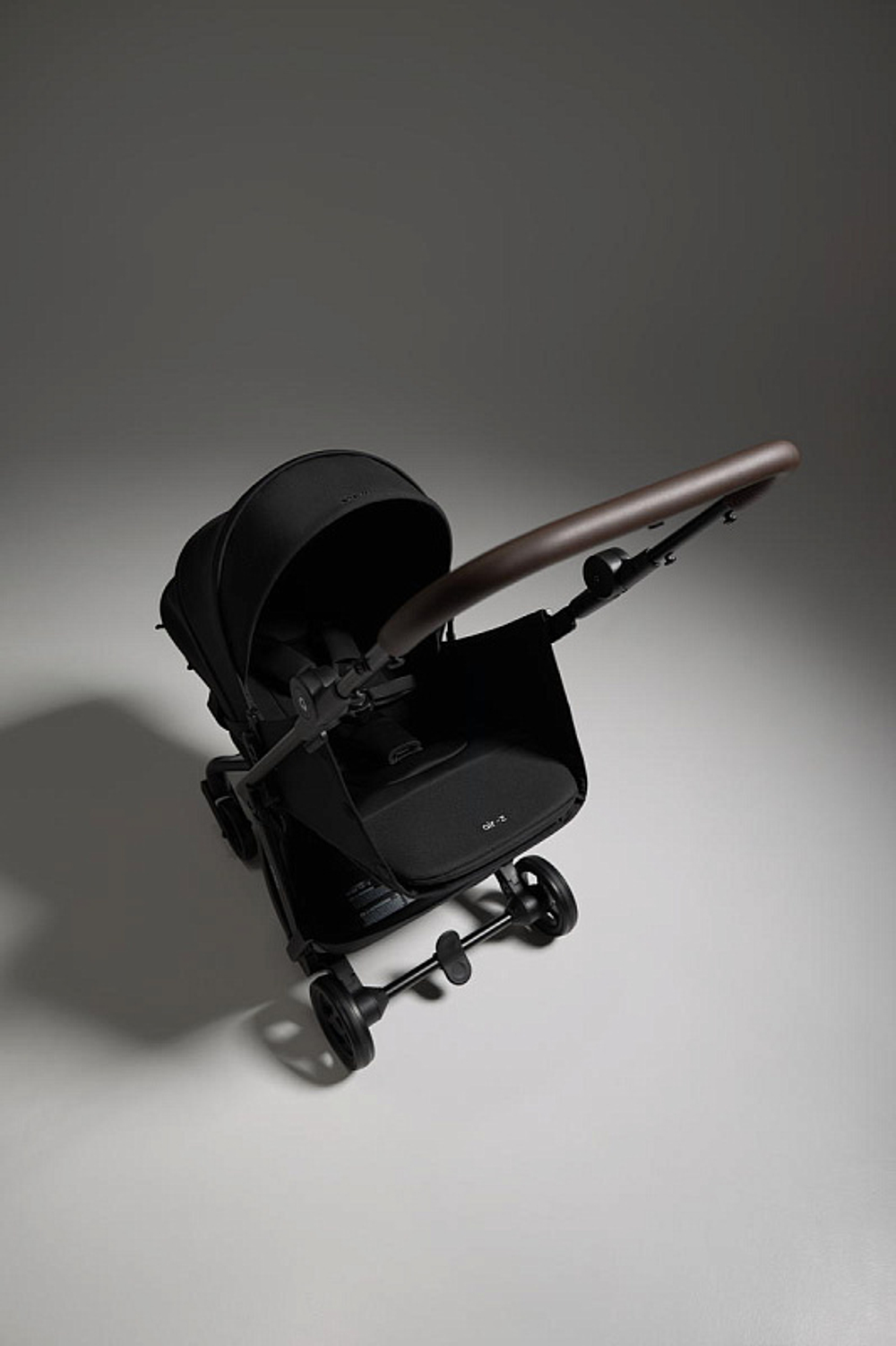 Детская прогулочная коляска Anex Air-Z Plus Az-16,noirra