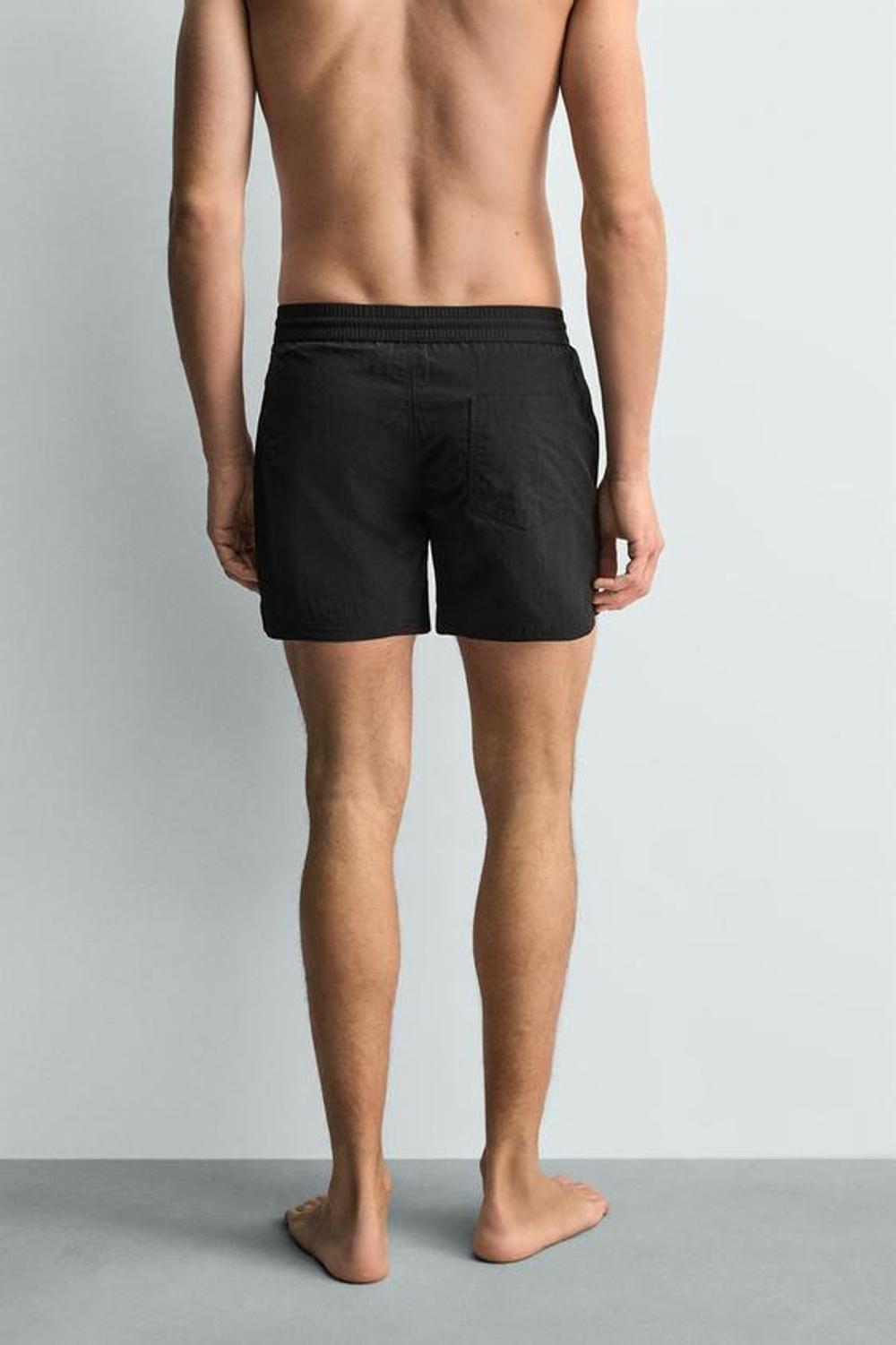 ZARA БАЗОВЫЕ ПЛАВКИ СРЕДНЕЙ ДЛИНЫ, ЧЕРНЫЙ