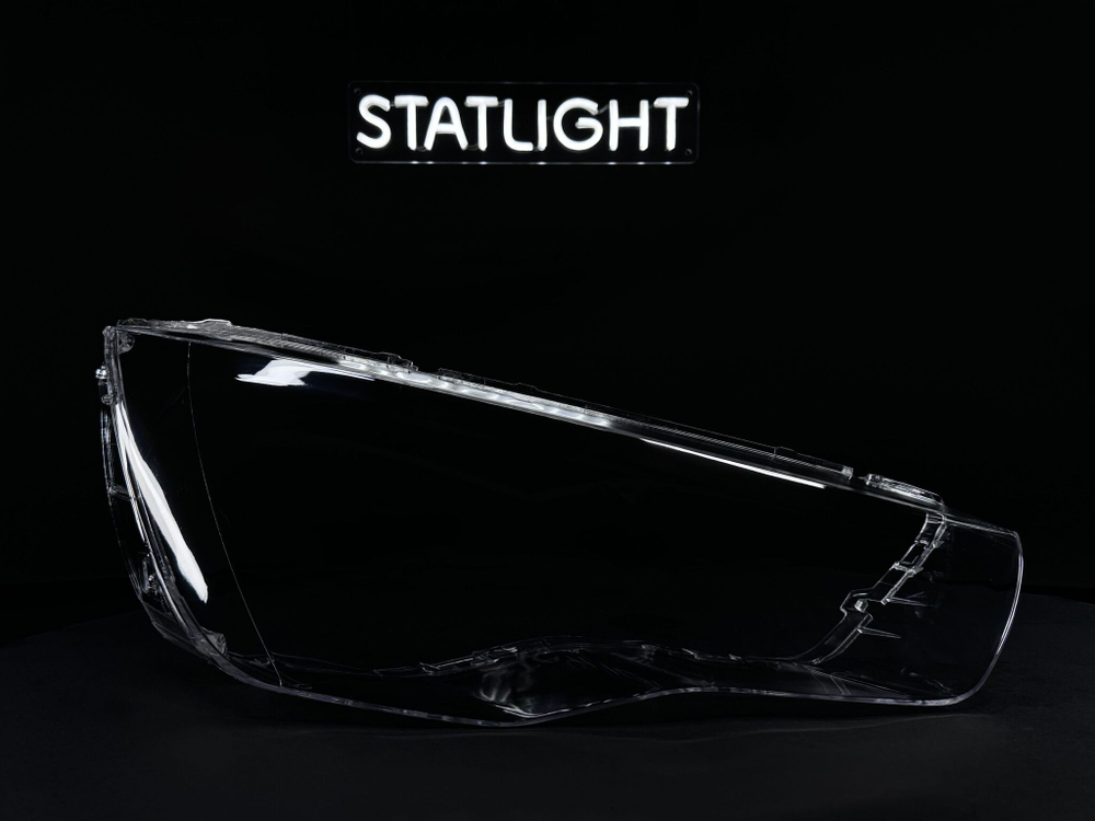 Правое стекло фары AUDI A1 2010-2015