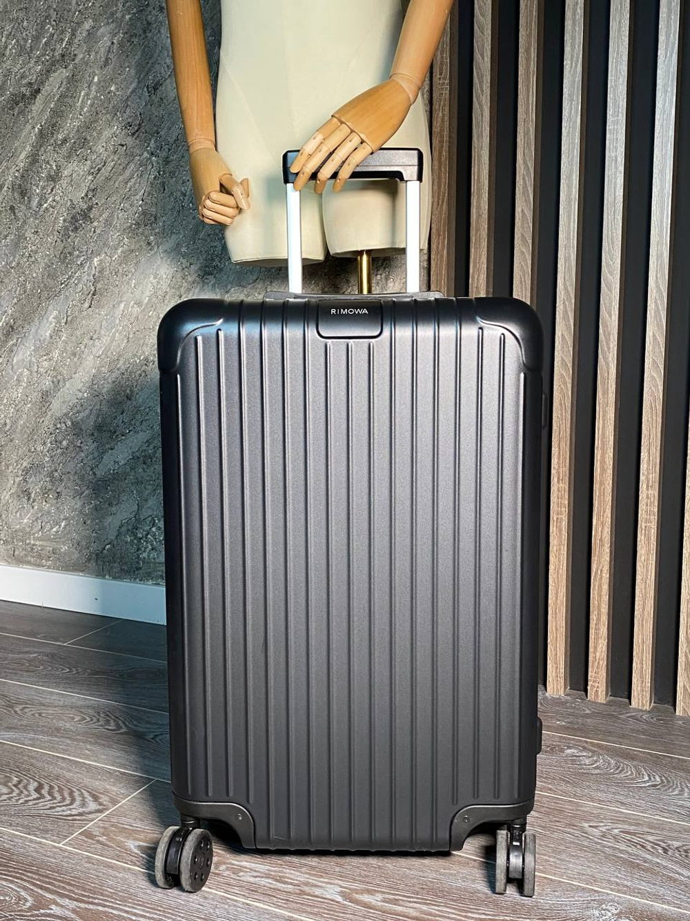 Чемодан Rimowa