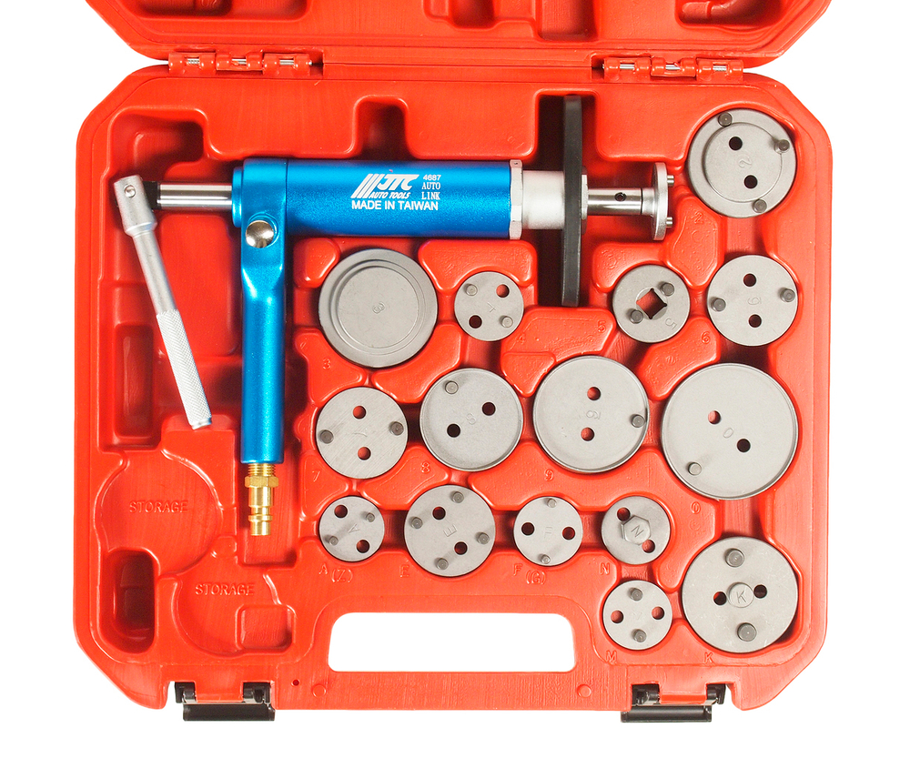 Приспособление для обслуживания тормозных цилиндров с пневмоприводом комплект 15 адаптеров JTC