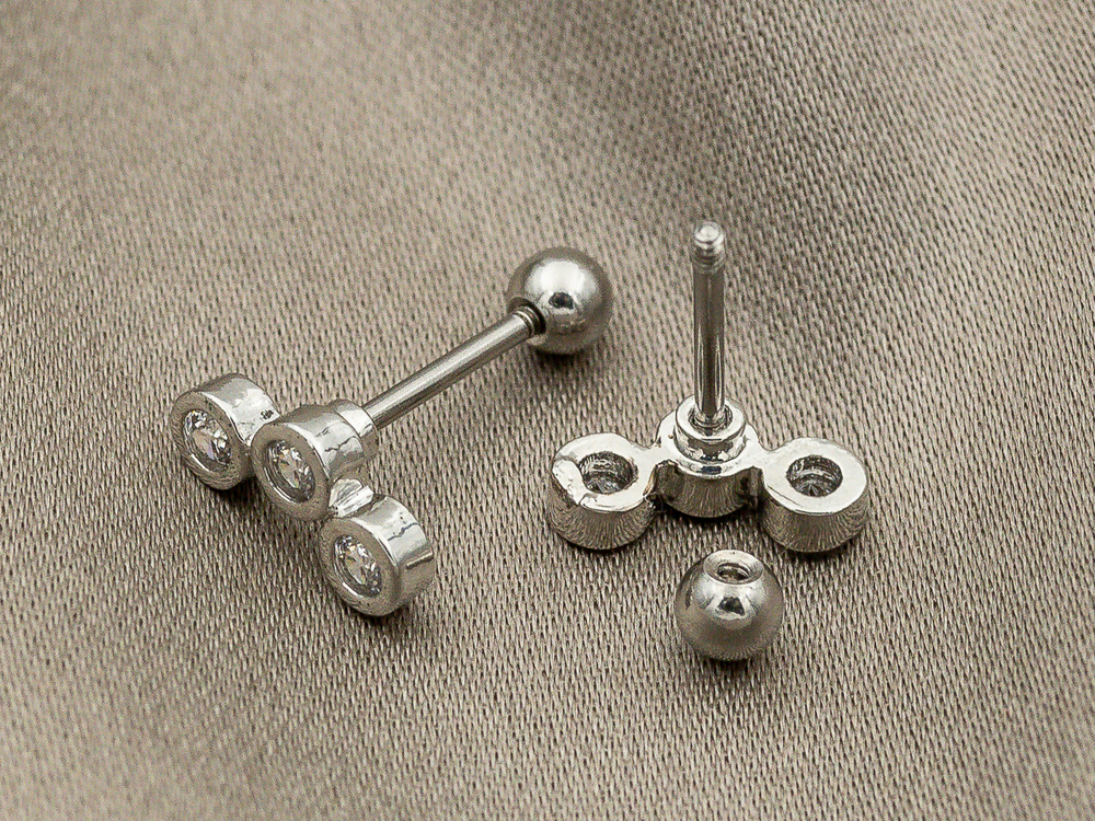 Украшение для пирсинга "Трио" 4х9мм