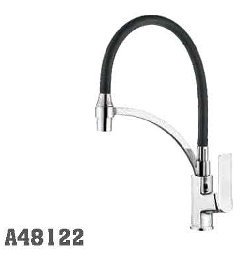 Accoona Смеситель для кухни с силиконовым изливом и гайкой Цвет: чёрный+хром. Латунь 25