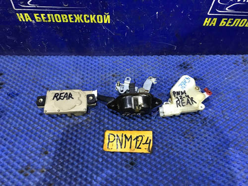 Замок багажника NISSAN LIBERTY 1998