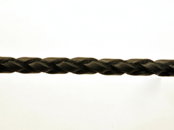 Шнур кожаный плетёный 5 мм 60-70 см для кулонов с карабинным замком (отдельно) RH00986KZ