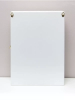 Ключница настенная в прихожую закрытая