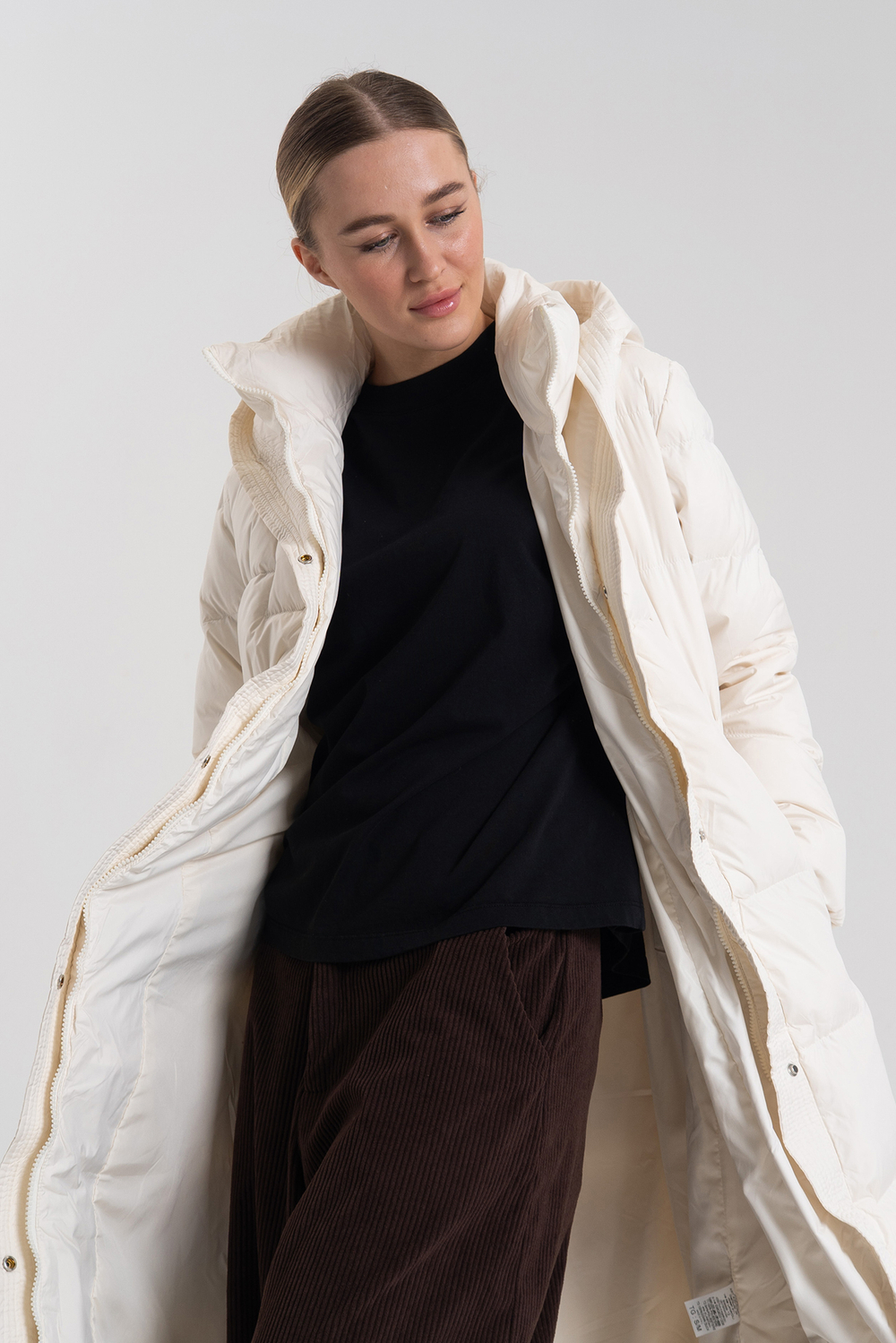 Пуховик Joleen