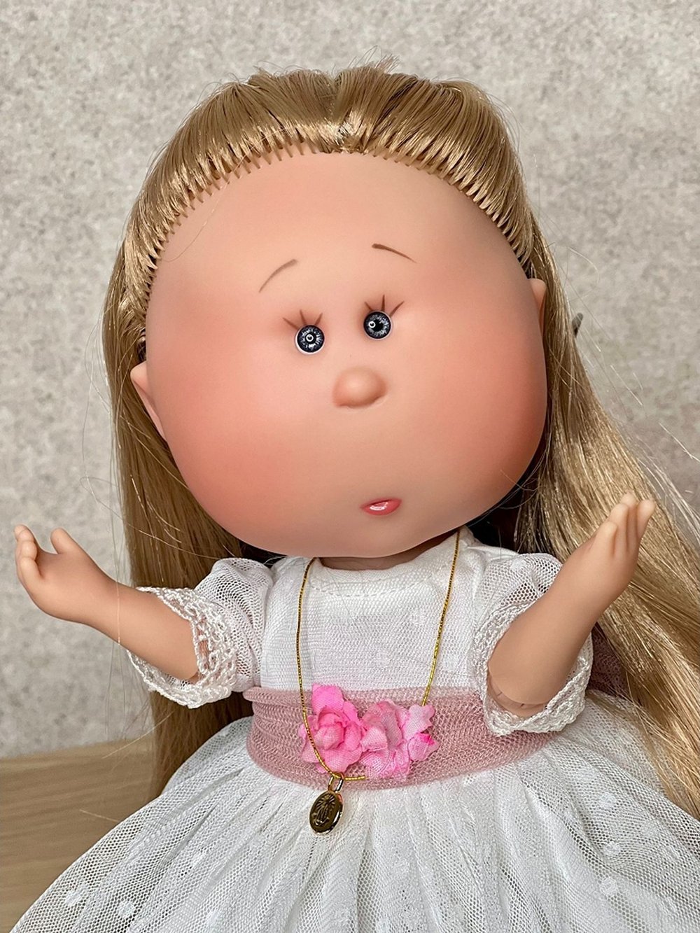 Кукла Nines виниловая 30см MIA CASE шарнирная (3518)