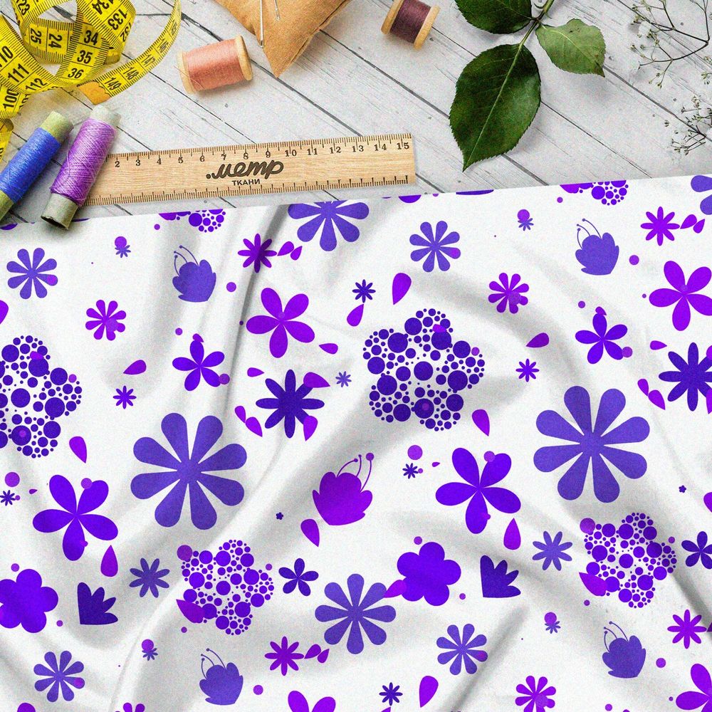 Ткань кулирная гладь сиреневые цветы на белом фоне