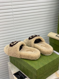 Gucci Wool Slide Sandal