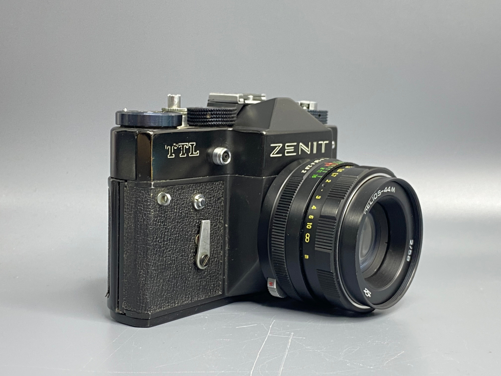 Zenit TTL + Helios-44M