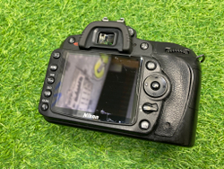 Nikon D90 27.000 кадров ( С дефектом )
