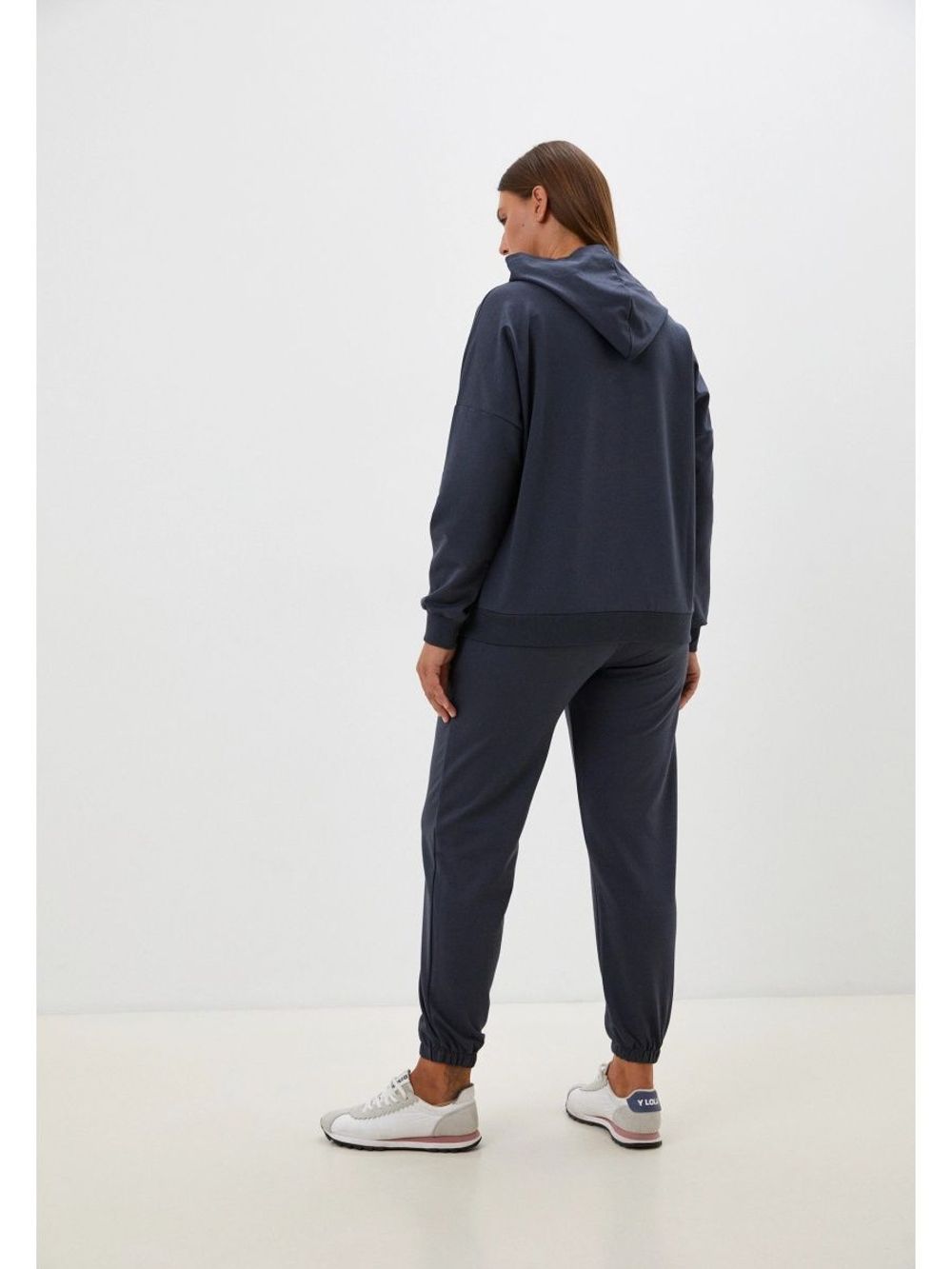 Костюм спортивный