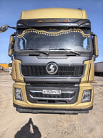 Shacman (Shaanxi) SX* 6x4 Седельный тягач SX42584V324 (Дизельный, 11,6 л, 423 л.с., МТ)