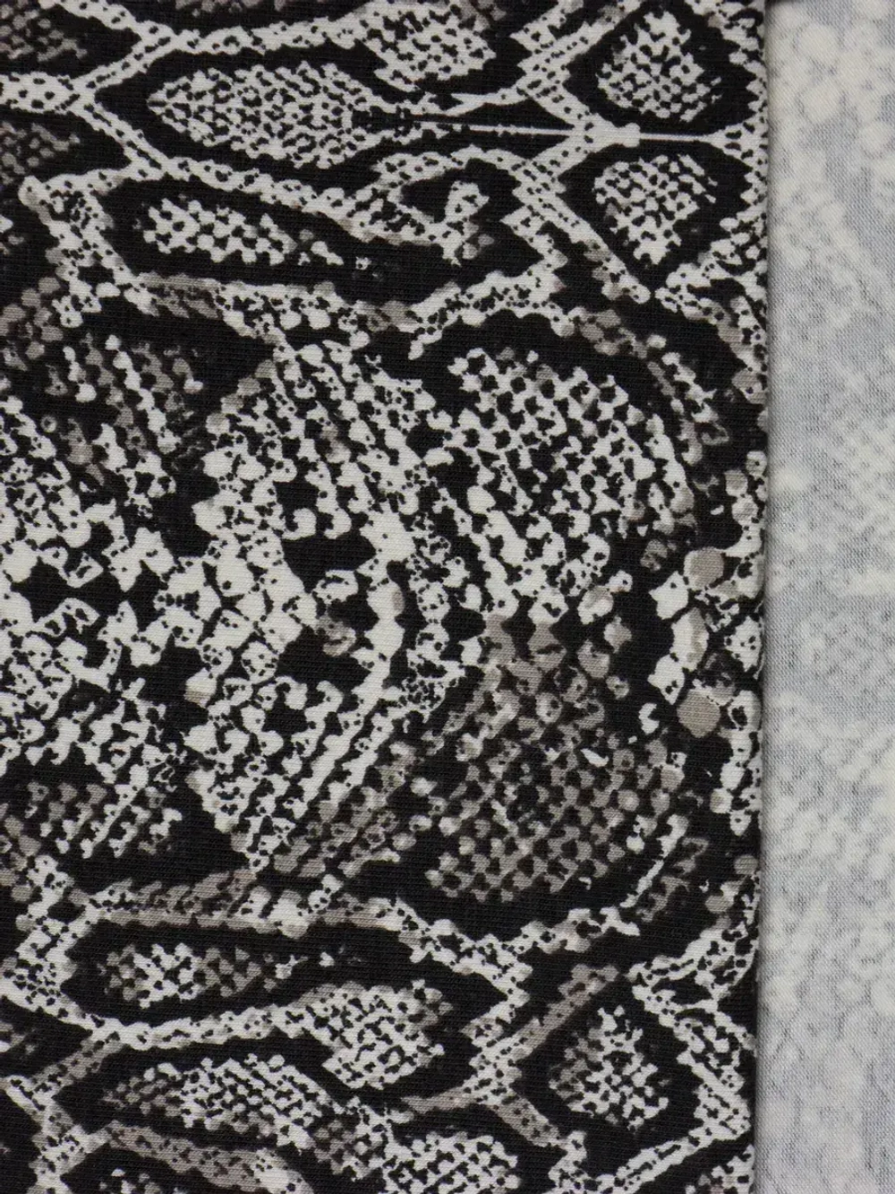 Футболка для девочки оверсайз, принт питон