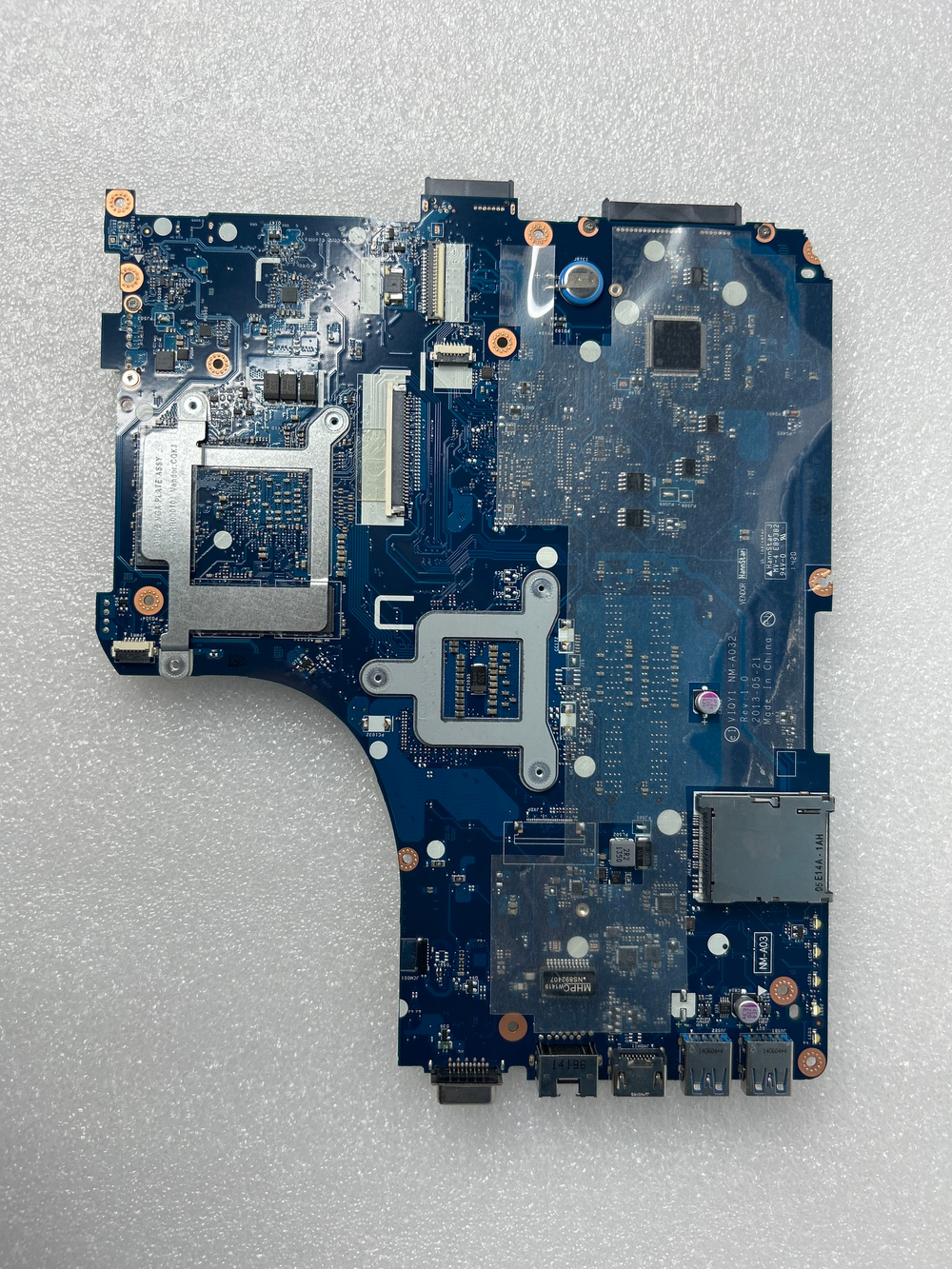 Материнская плата для ноутбука Lenovo Y510p VIQY0 MB 37W HD+ W8S (90002921), оригинал