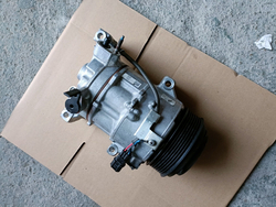 Компрессор кондиционера Mercedes-Benz R320 R350 ML350