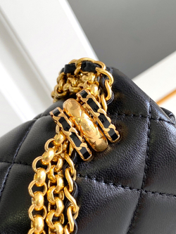 Chanel Bag 18 cm