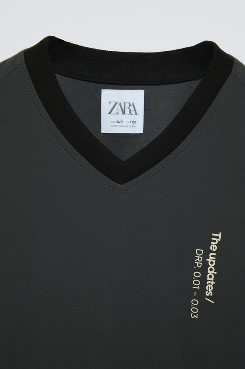 ZARA СПОРТИВНАЯ ТОЛСТОВКА ИЗ ВЫСОКОТЕХНОЛОГИЧНОЙ ТКАНИ, АНТРАЦИТОВО-СЕРЫЙ