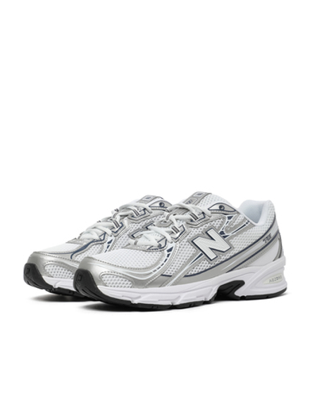 Кроссовки U740v2