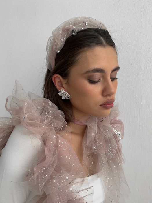 ОБОДОК МЕЛАН ПУДРА СО СТРАЗАМИ