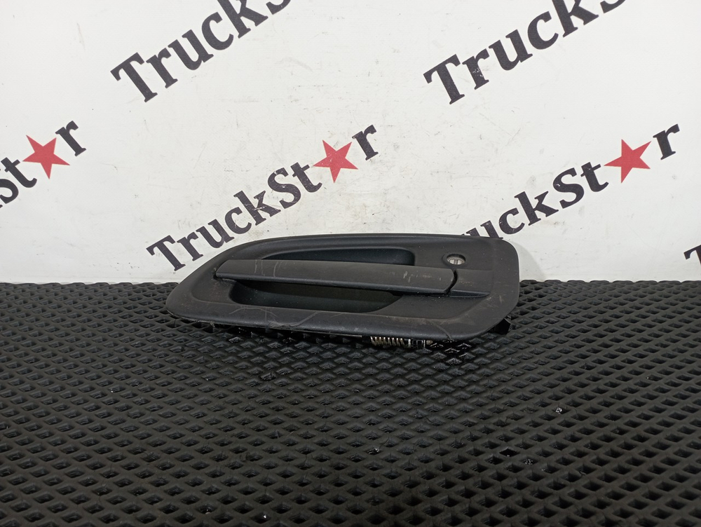 Ручка двери наружная левая