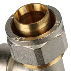 Тройник-переходник с внутренней резьбой 1"x32