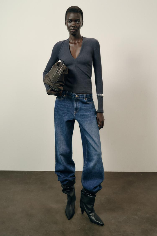 ZARA ТОП В РУБЧИК С V-ОБРАЗНЫМ ВЫРЕЗОМ, УГОЛЬНЫЙ