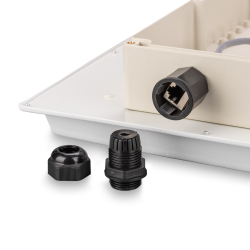 Широкополосная 2G/3G/4G MIMO антенна усилением 20 дБ KAA20-1700/2700 BOX /SMA/