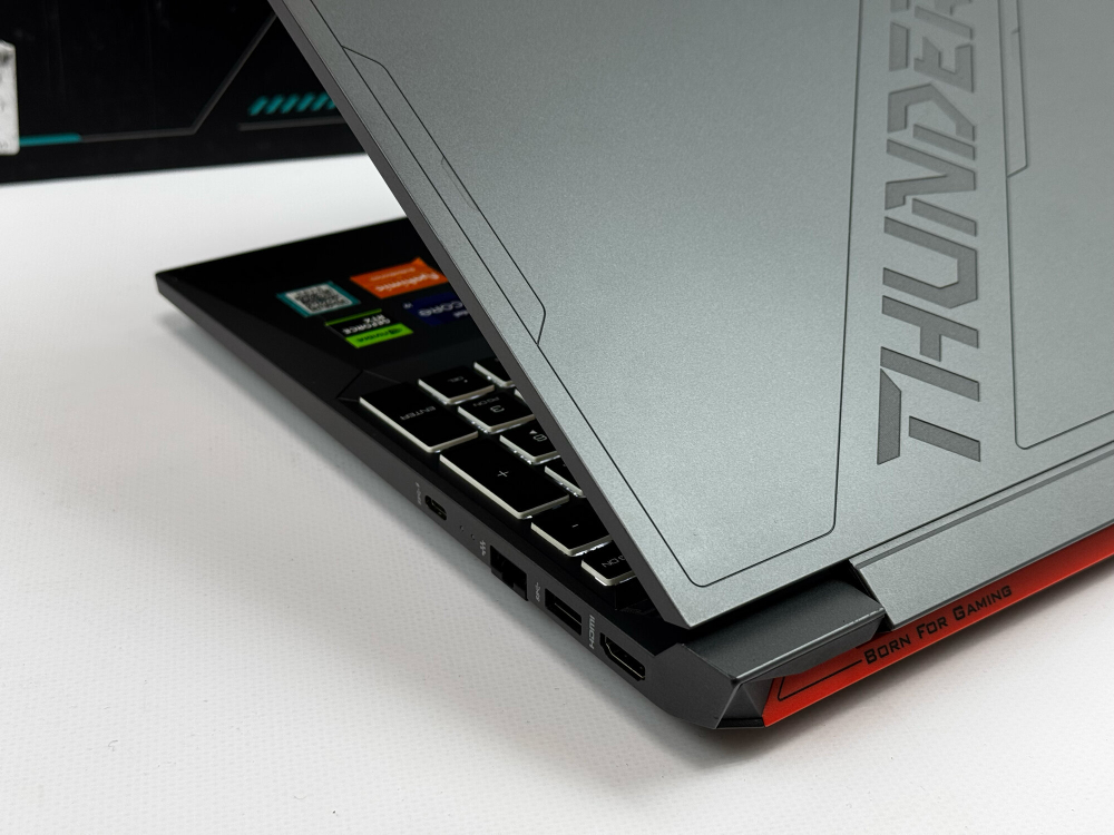 Игровой ноутбук Thunderobot I9-13900H / RTX 4060 / 16GB / 512GB / 2.5K / 165HZ / Win 11 / Русско-Английская клавиатура