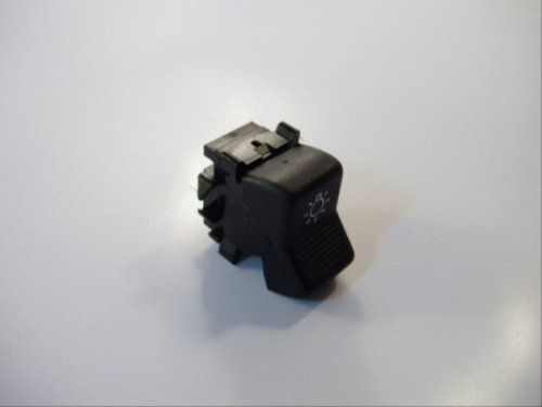 Кнопка вкл. габаритов /2106/ 03.29 3 контакта, ОКА (Псков)