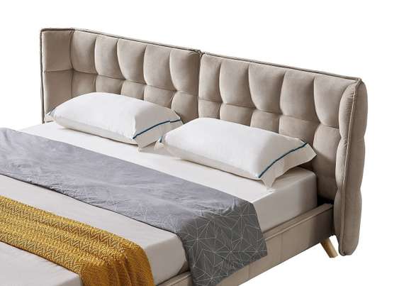 Кровать с мягким изголовьем Husk бежевая | Купить в Hallberg.ru