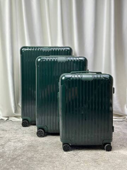 Чемодан Rimowa M