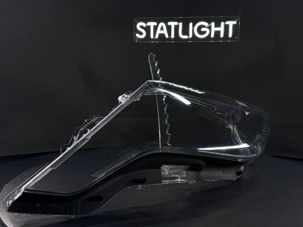 Левое стекло фары Toyota Prado 150 2013-2017