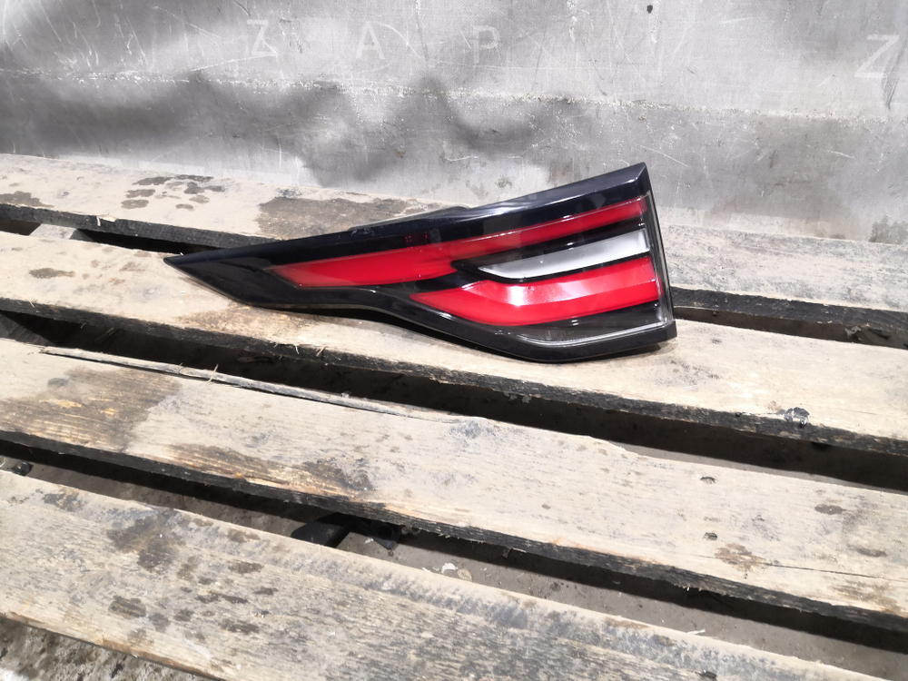 Фонарь задний левый Land Rover Discovery 5 (L462) 16-21 Б/У Оригинал lR106847