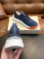 Кроссовки Santoni