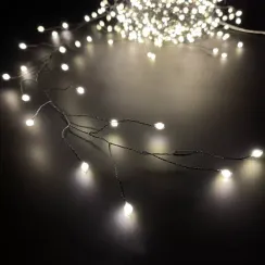 Светодиодная нить Капли 400 белых ламп, 10 м., 24В, черный провод, LUCA (84917)