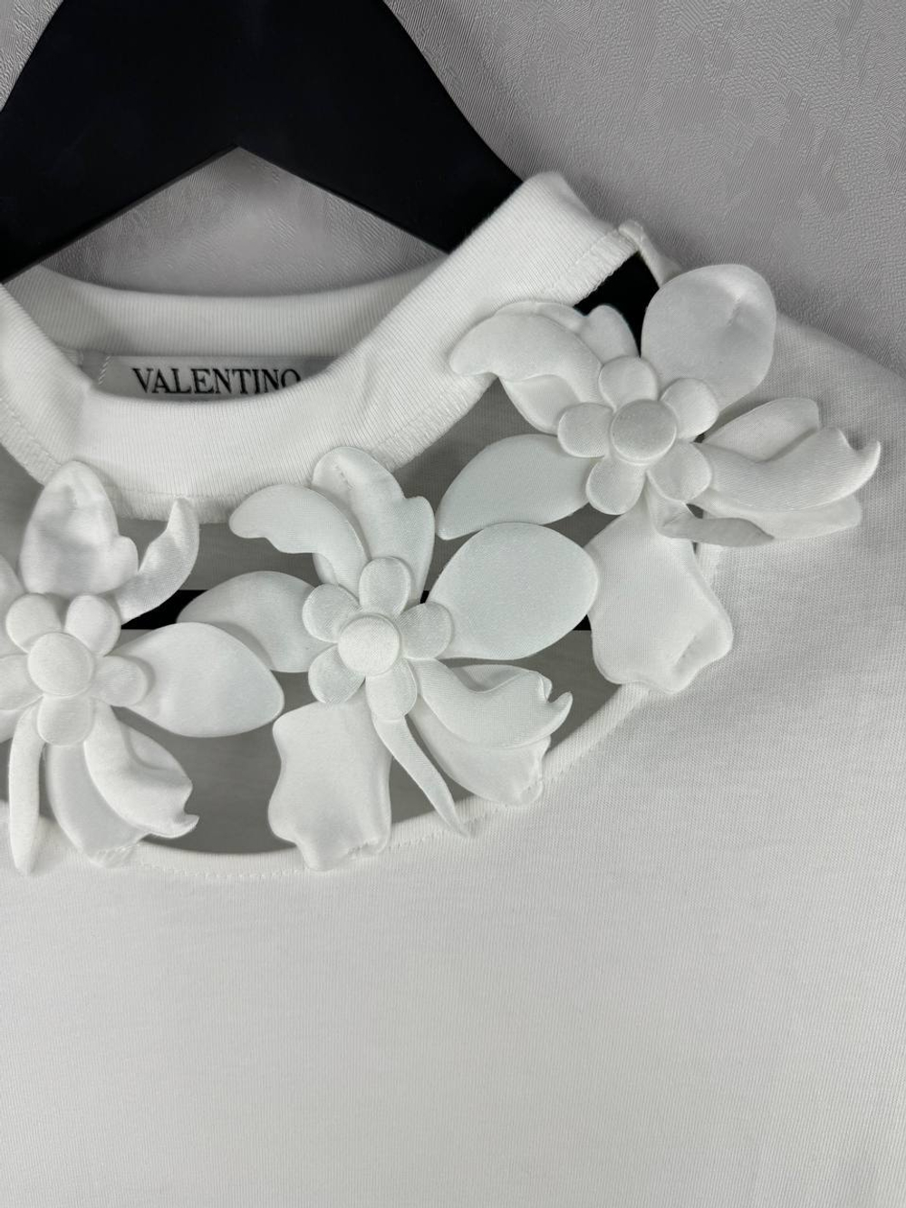 Футболка Valentino