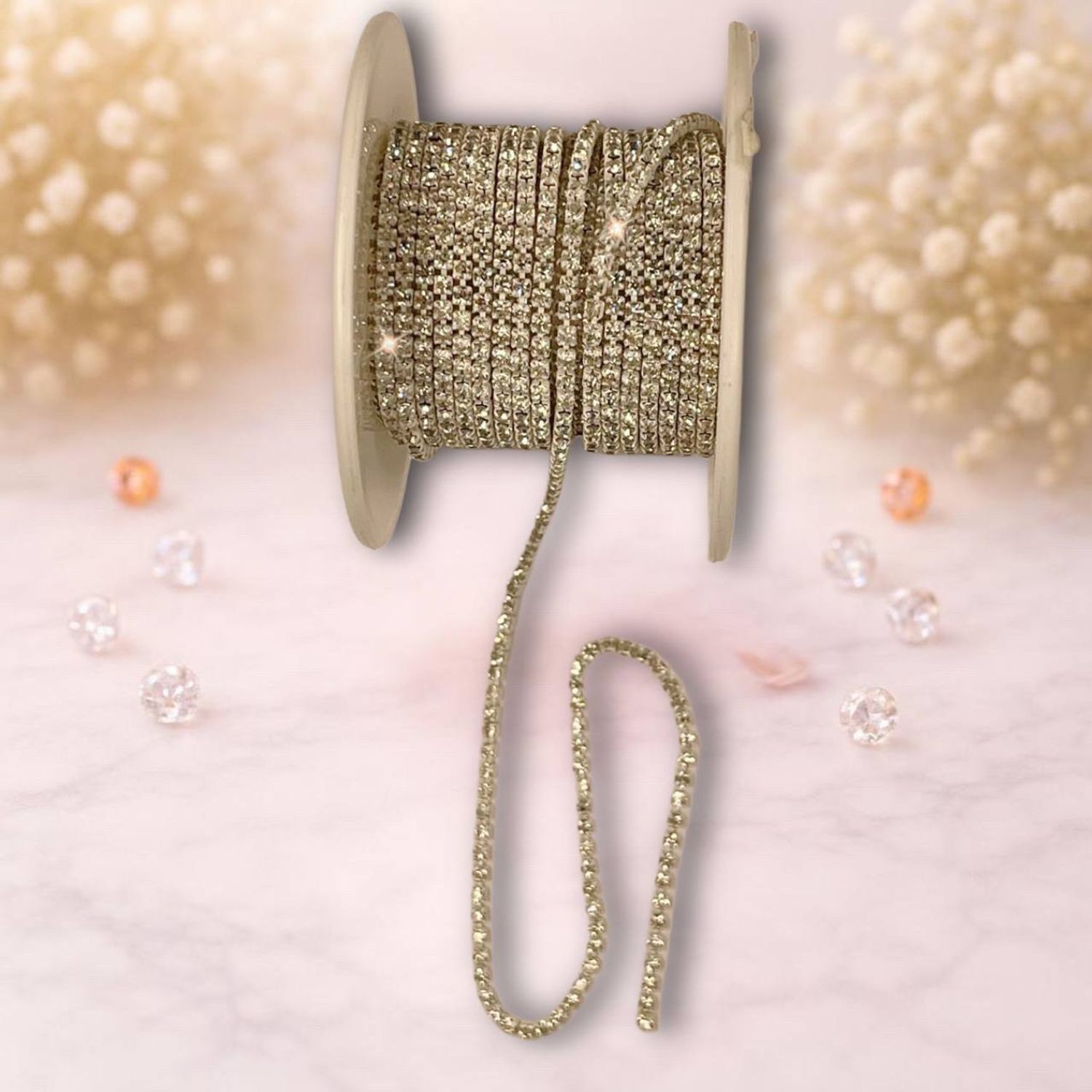 Стразовая лента 2мм цвет белый-белый ( 1м)