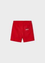 две футболки с шортами