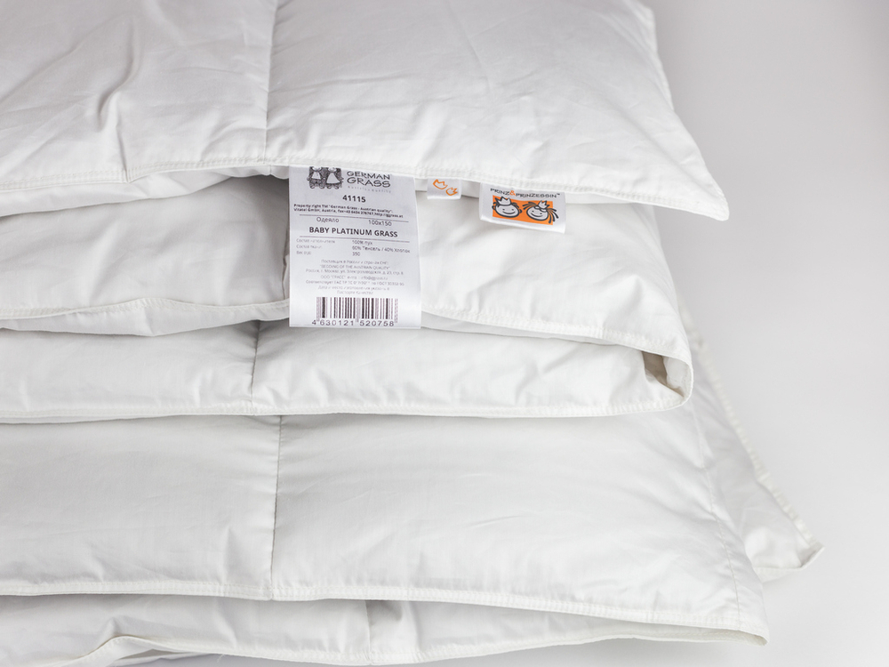 Одеяло детское всесезонное 100х150 German Grass Downline Baby Platinum Grass фрагмент