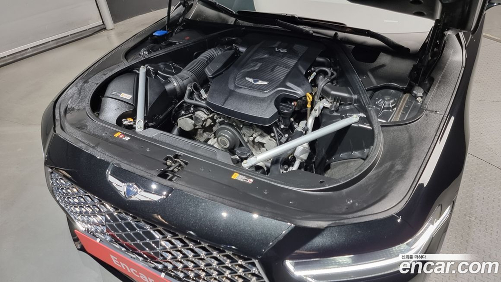 Genesis G90 3.8 AWD (03.2021)