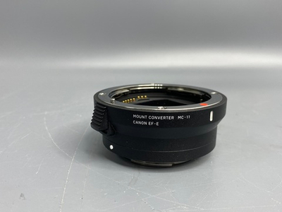 Sigma Mount Converter MC-11 EF-E