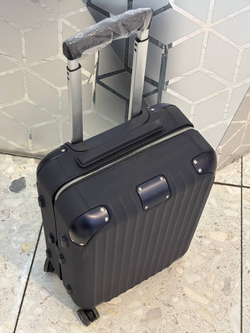 Чемодан Rimowa