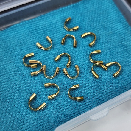 Протектор, защита для тросика, сталь, 2я позолота, цена за 10 шт