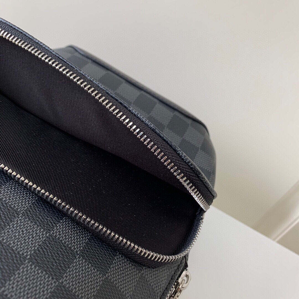 Louis Vuitton Avenue Sling Bag