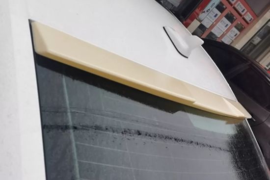 Козырек на заднее стекло глянцево - черный V.1 для Audi A4 B9 2015+ Sedan